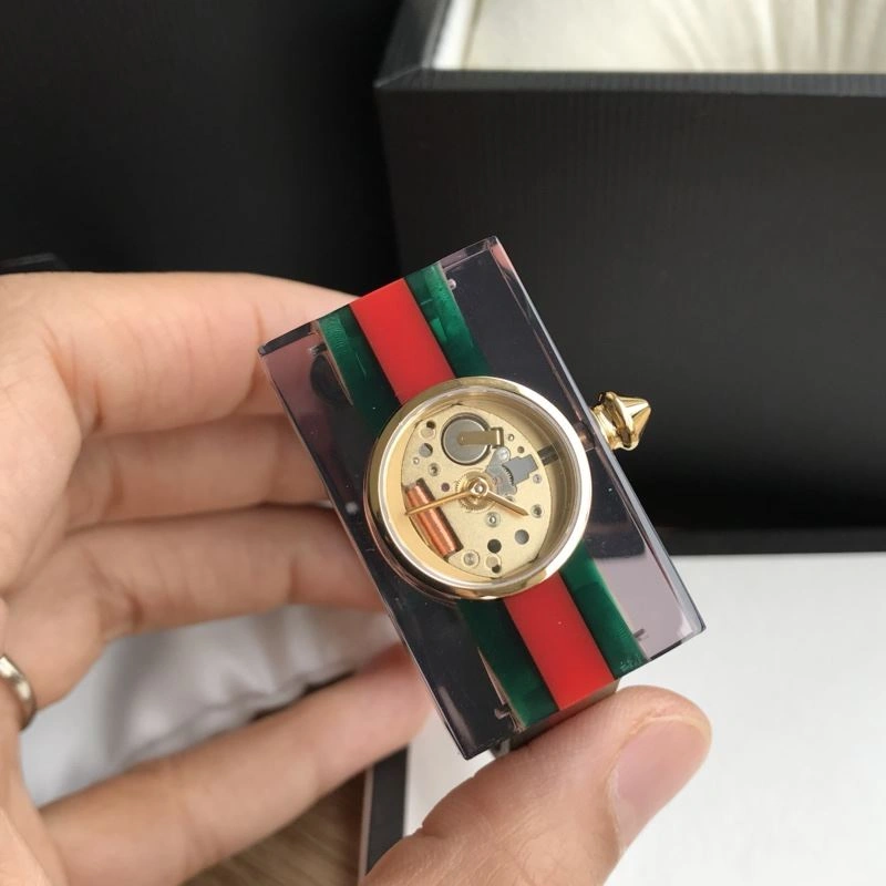 Bright GUCCI Watches 183294