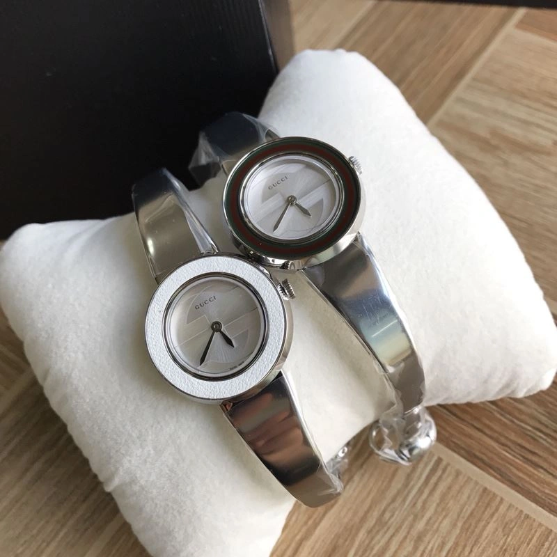 Bold GUCCI Watches 183293