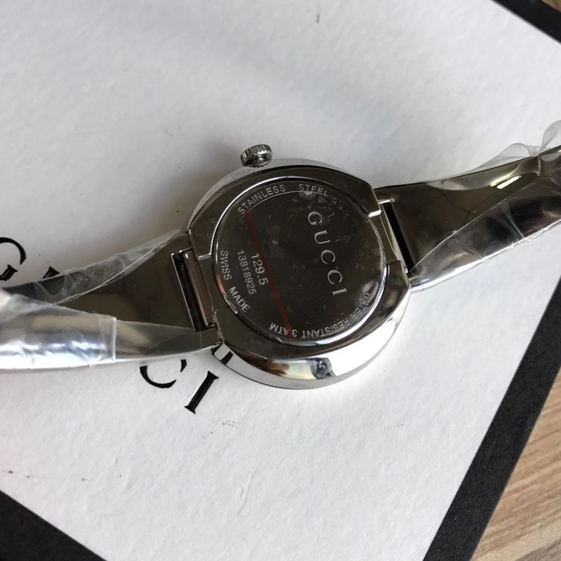 Bold GUCCI Watches 183293