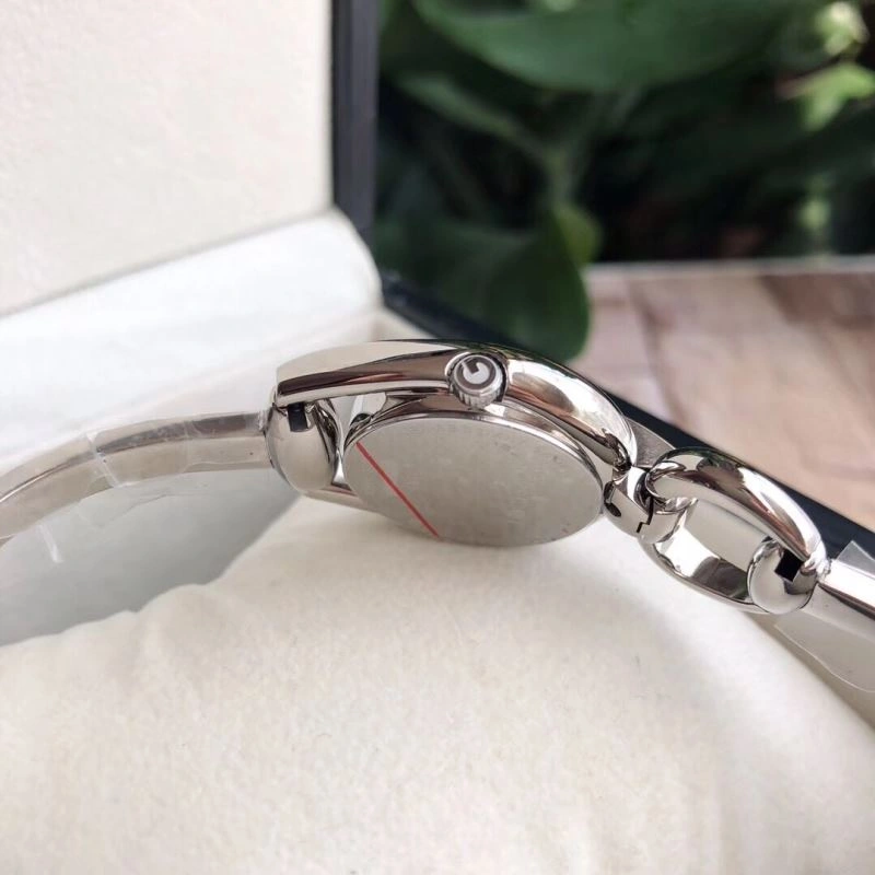 Refined GUCCI Watches 183291