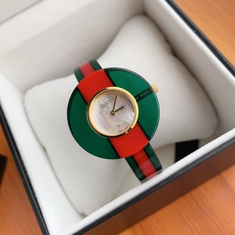 Vibrant GUCCI Watches 183292