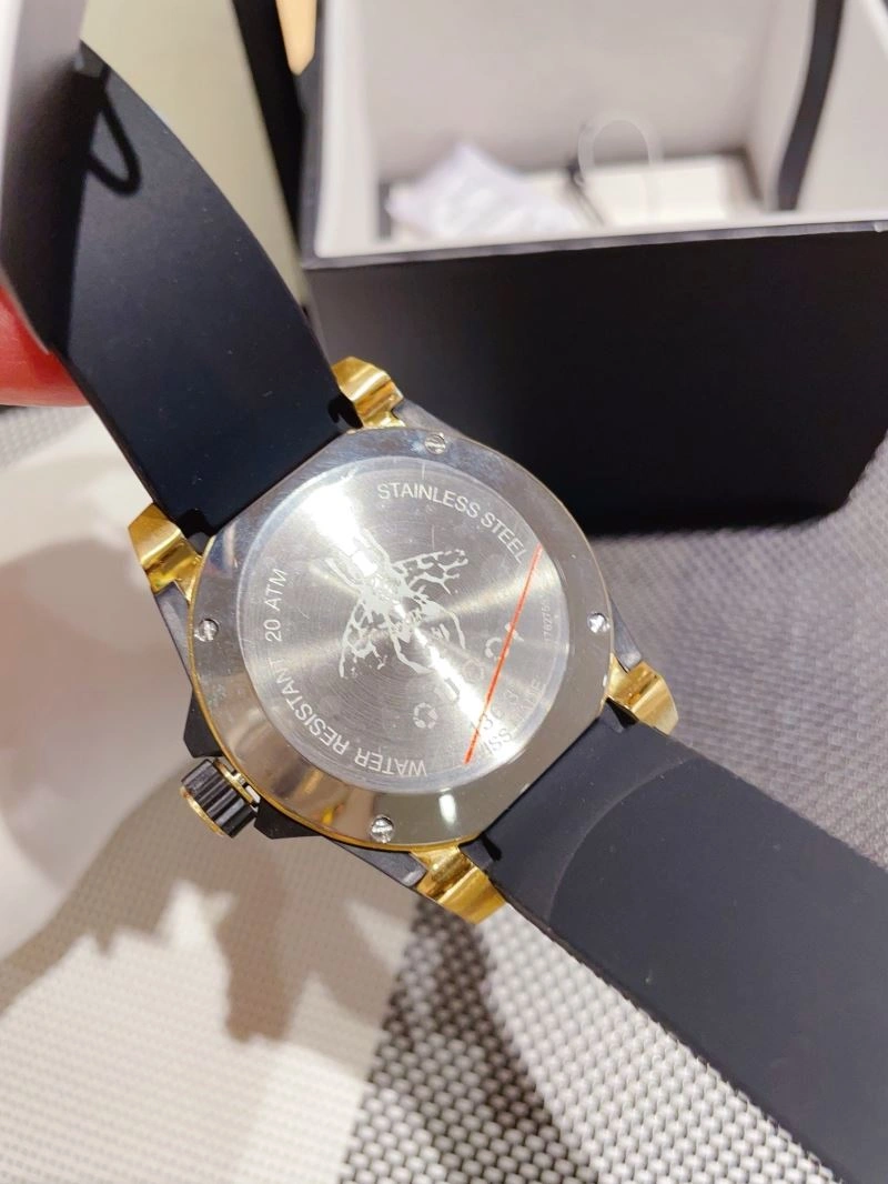MoistureWicking GUCCI Watches 183273