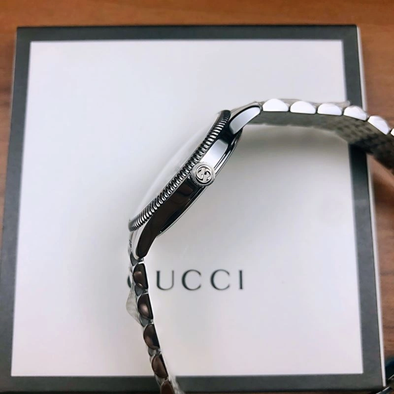 Comfortable GUCCI Watches 183263