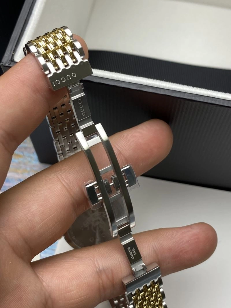 GUCCI Watches Fashionable 183262