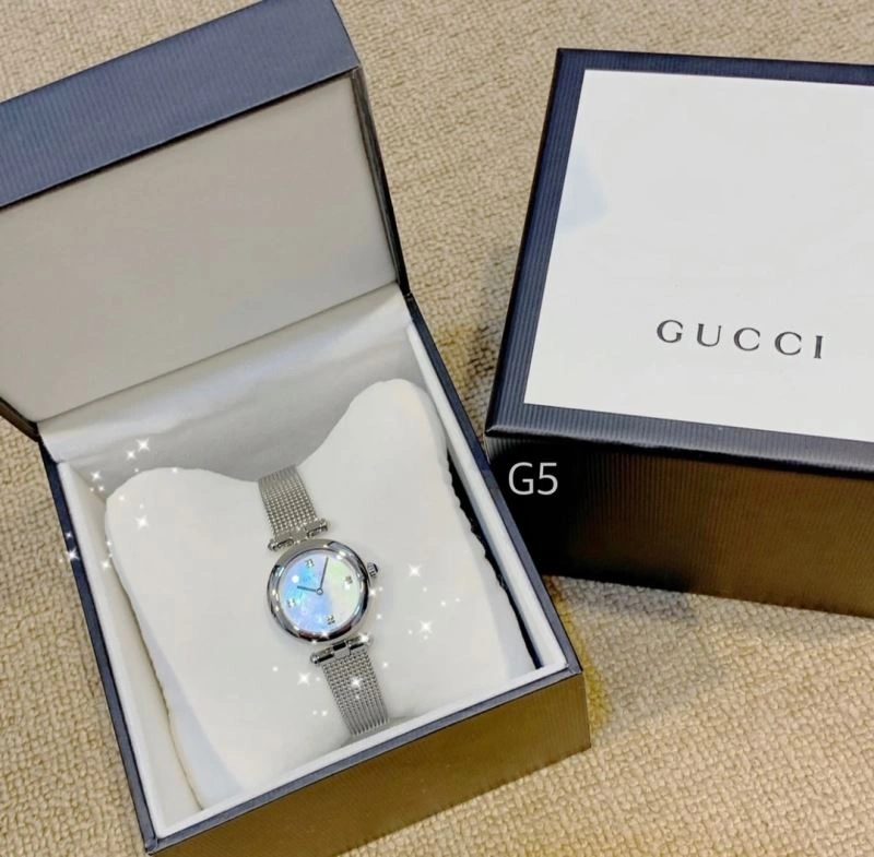 GUCCI Watches Elegant 183259