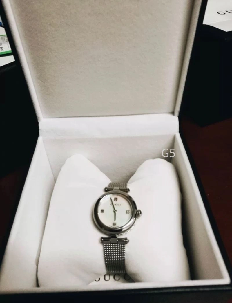 GUCCI Watches Elegant 183259