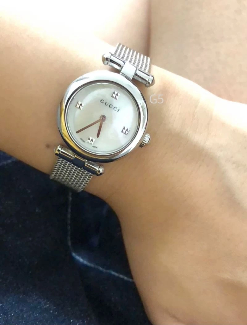 GUCCI Watches Elegant 183259