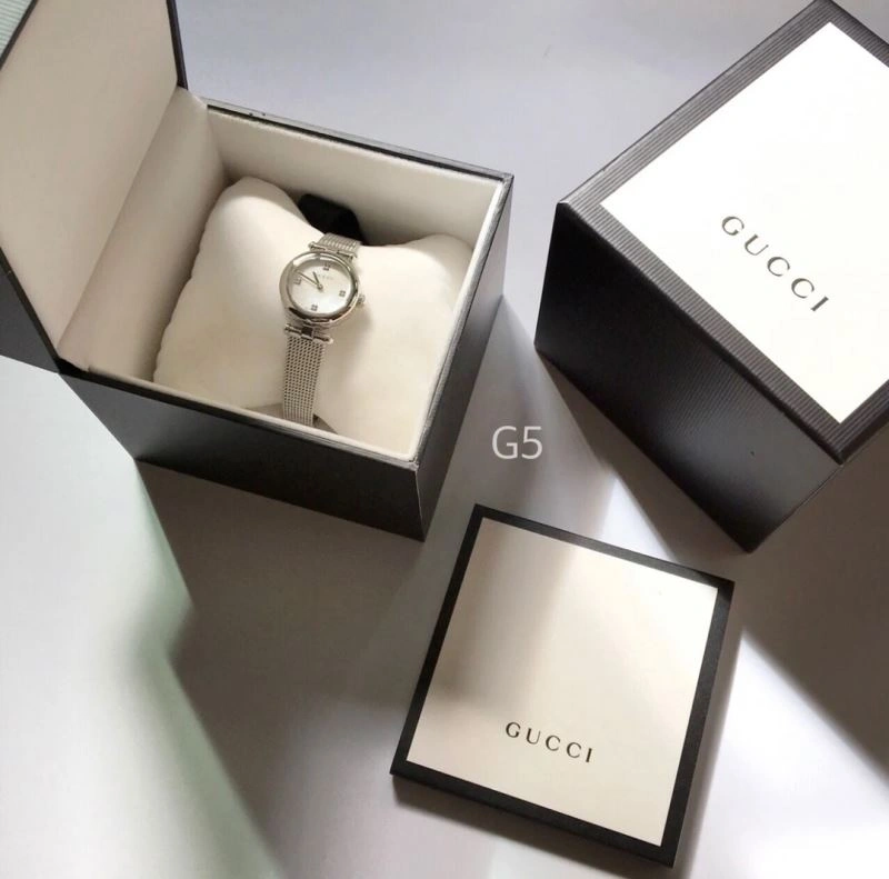 GUCCI Watches Elegant 183259