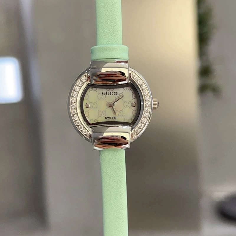 Chic GUCCI Watches 183277