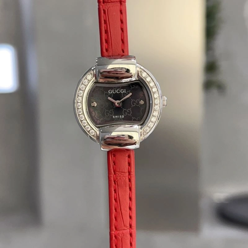Chic GUCCI Watches 183277