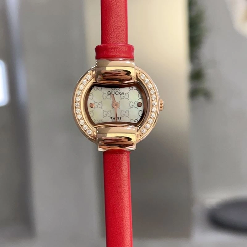 Chic GUCCI Watches 183277