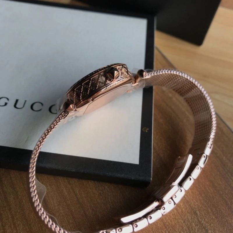 GUCCI Watches EyeCatching 183284