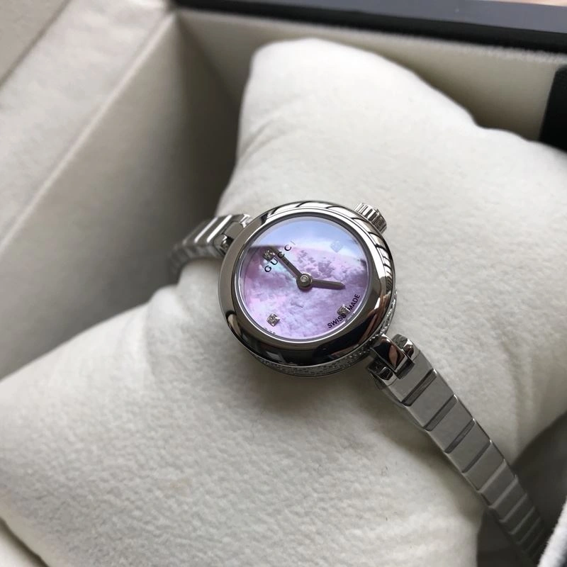 GUCCI Watches Popular 183253