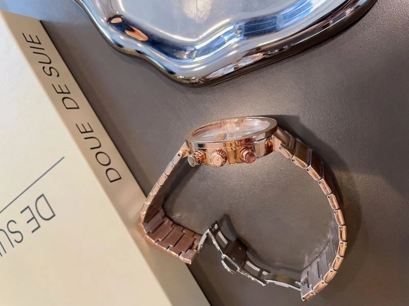 GUCCI Watches Neat 183252