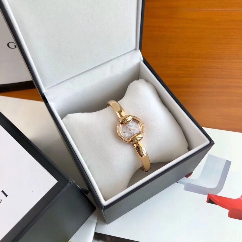 GUCCI Watches MoistureWicking 183218