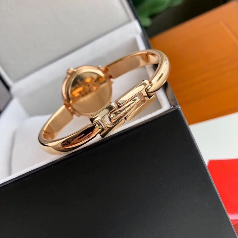 GUCCI Watches MoistureWicking 183218