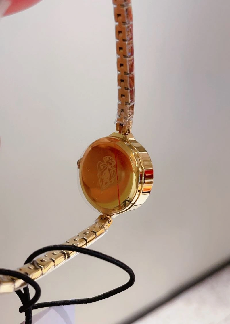 Minimalist GUCCI Watches 183227