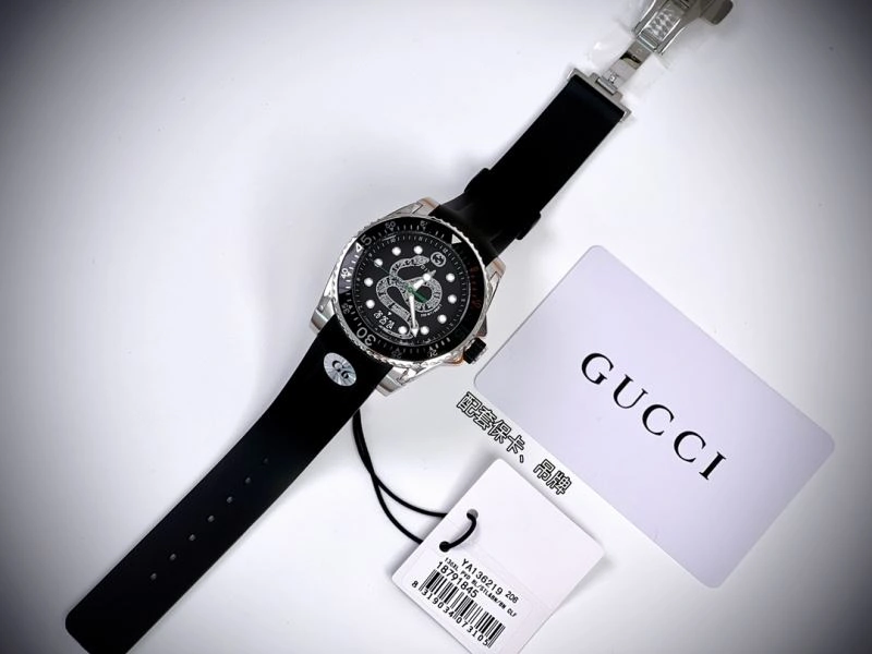 Lightweight GUCCI Watches 183215
