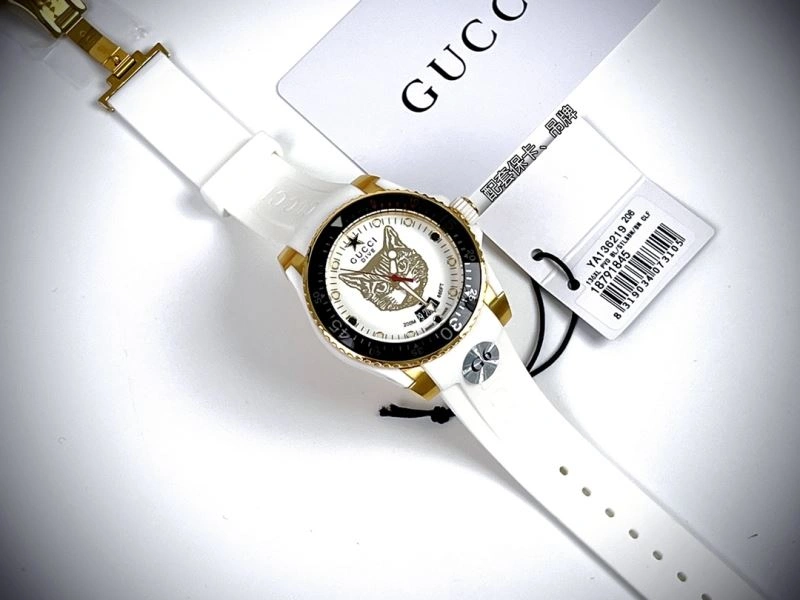 GUCCI Watches Neat 183213