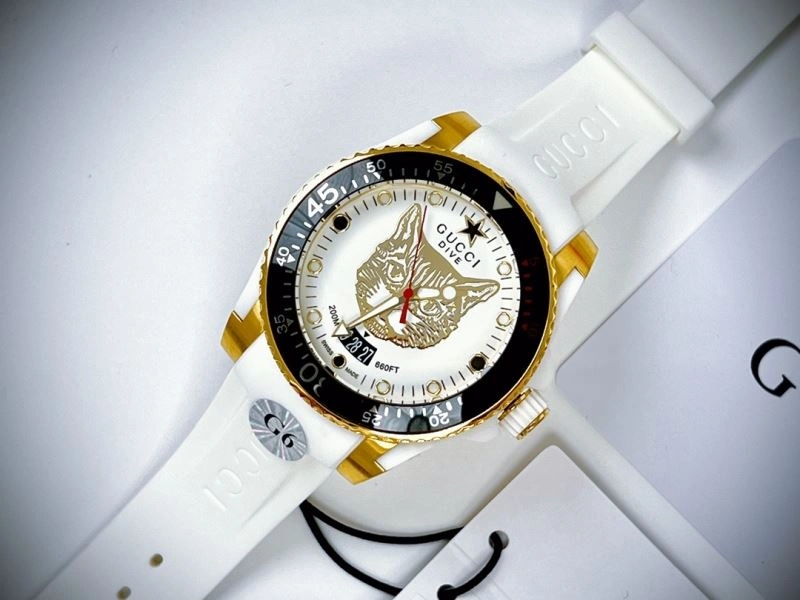 GUCCI Watches Neat 183213