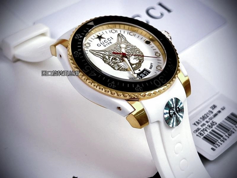 GUCCI Watches Neat 183213