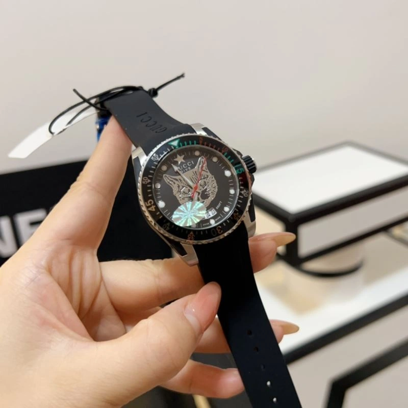 GUCCI Watches Breathable 183232