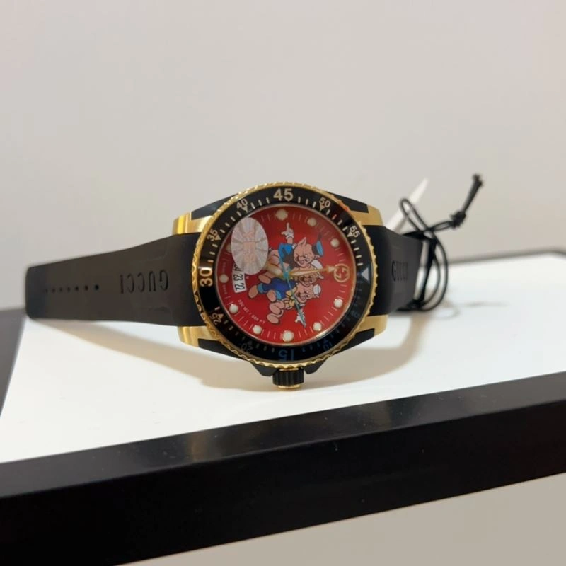 WrinkleFree GUCCI Watches 183211