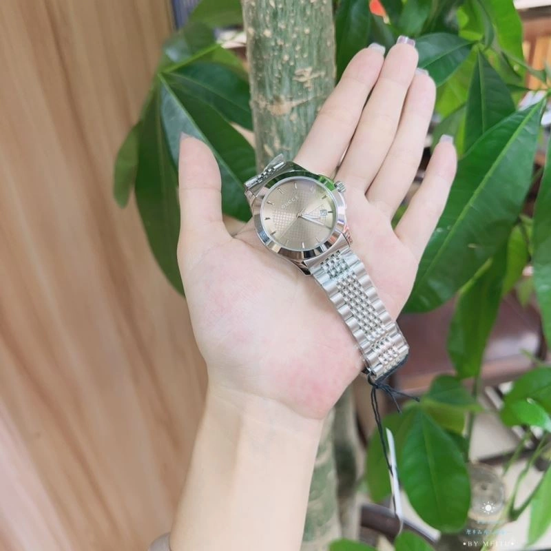 Bright GUCCI Watches 183204