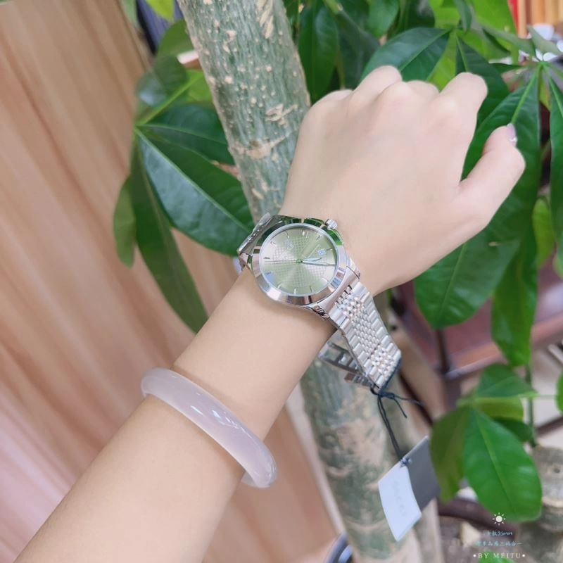 Bright GUCCI Watches 183204