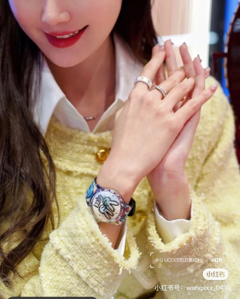 WellDesigned GUCCI Watches 183202