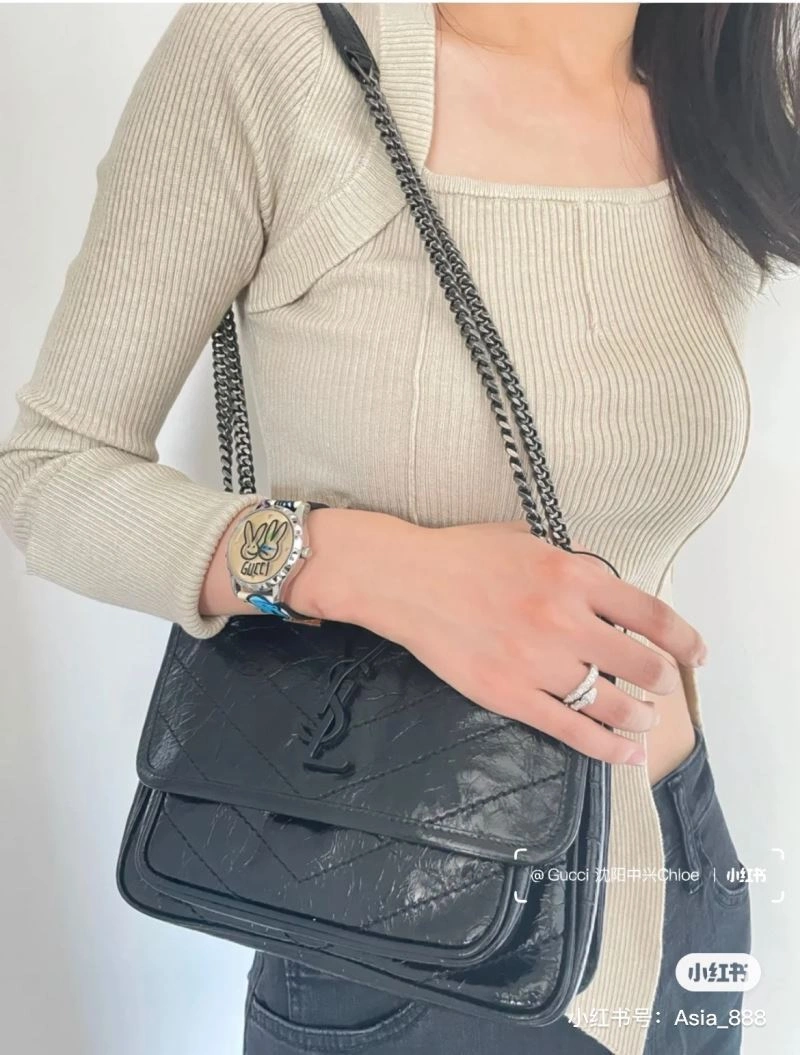 WellDesigned GUCCI Watches 183202