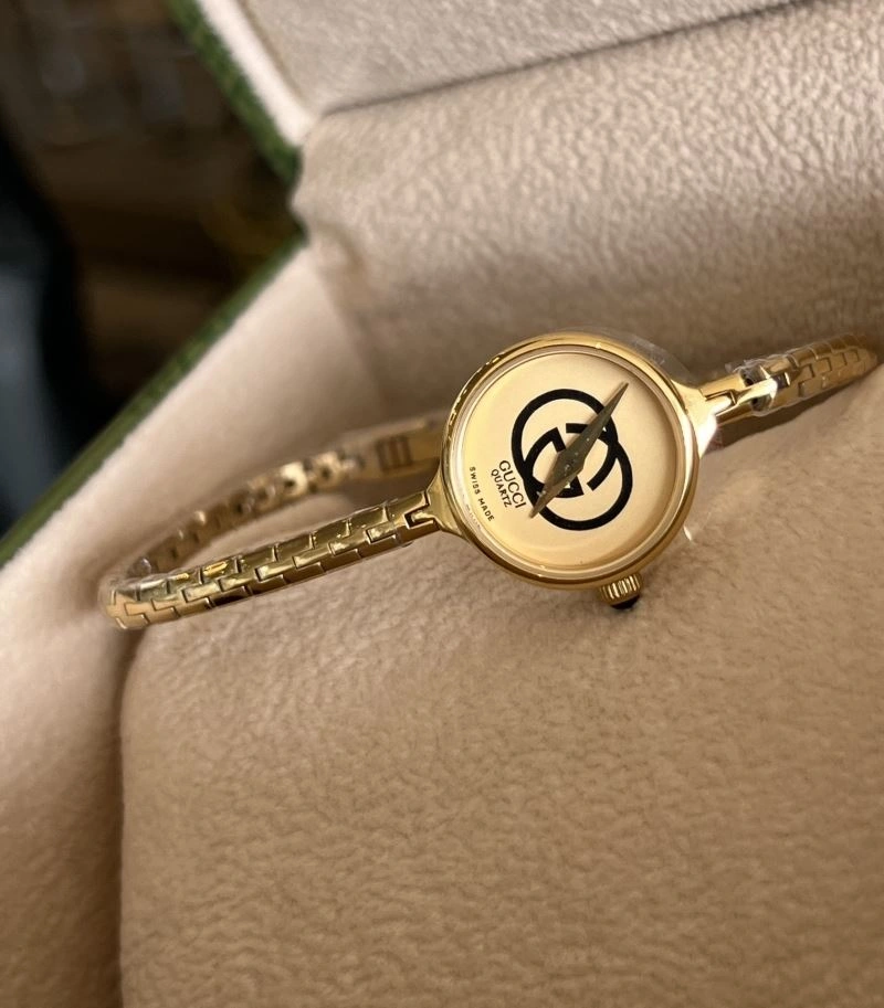 Comfortable GUCCI Watches 183201