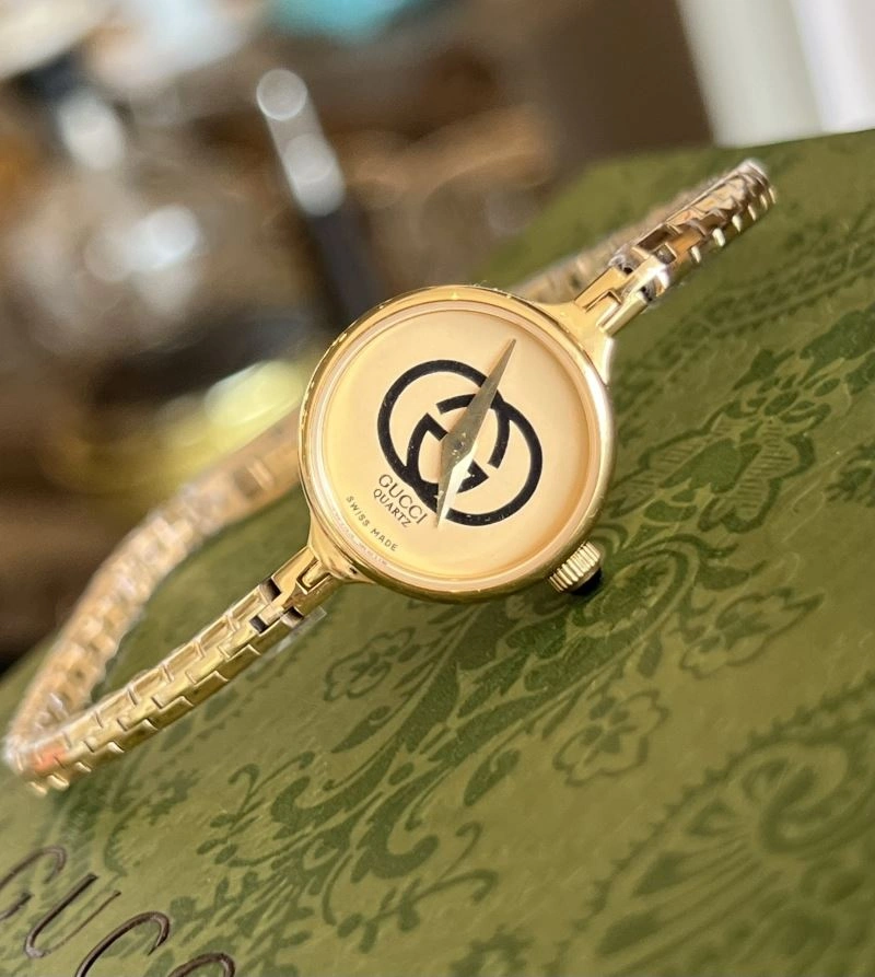 Comfortable GUCCI Watches 183201