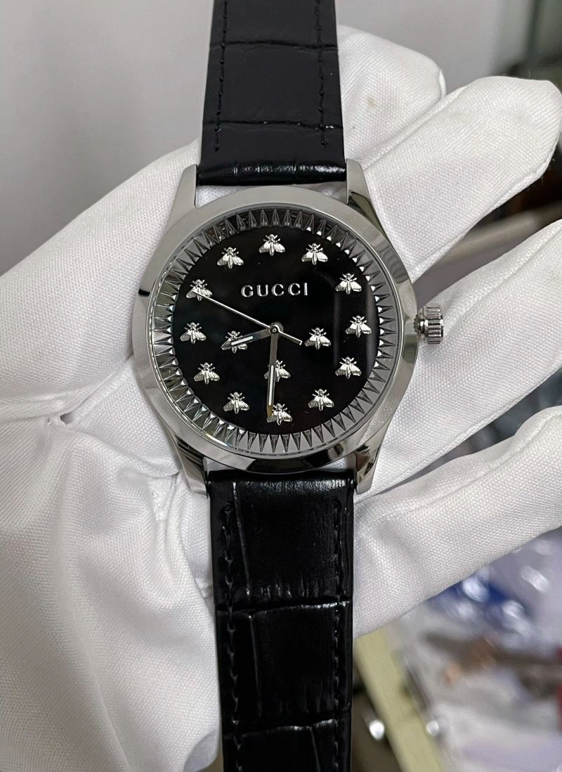 MultiPurpose GUCCI Watches 183176