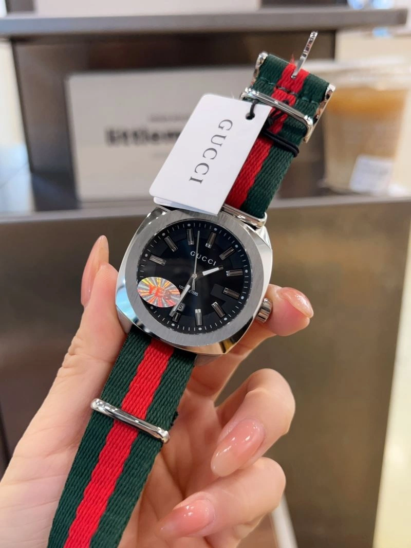 EasyCare GUCCI Watches 183172