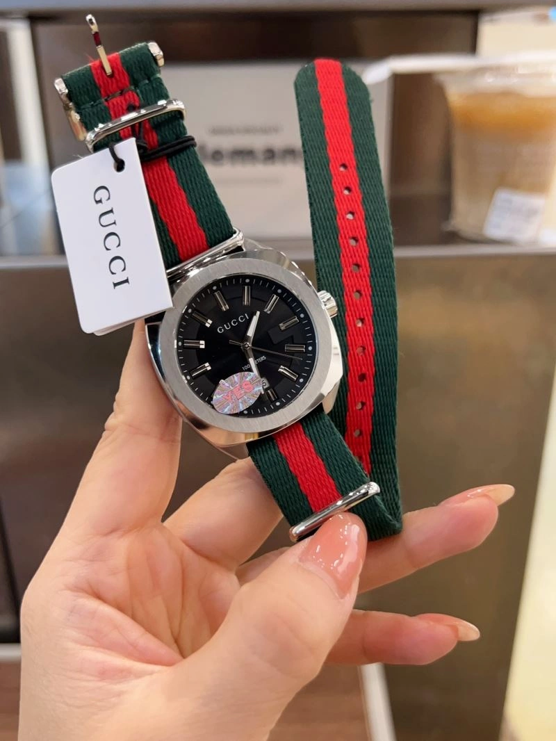 EasyCare GUCCI Watches 183172