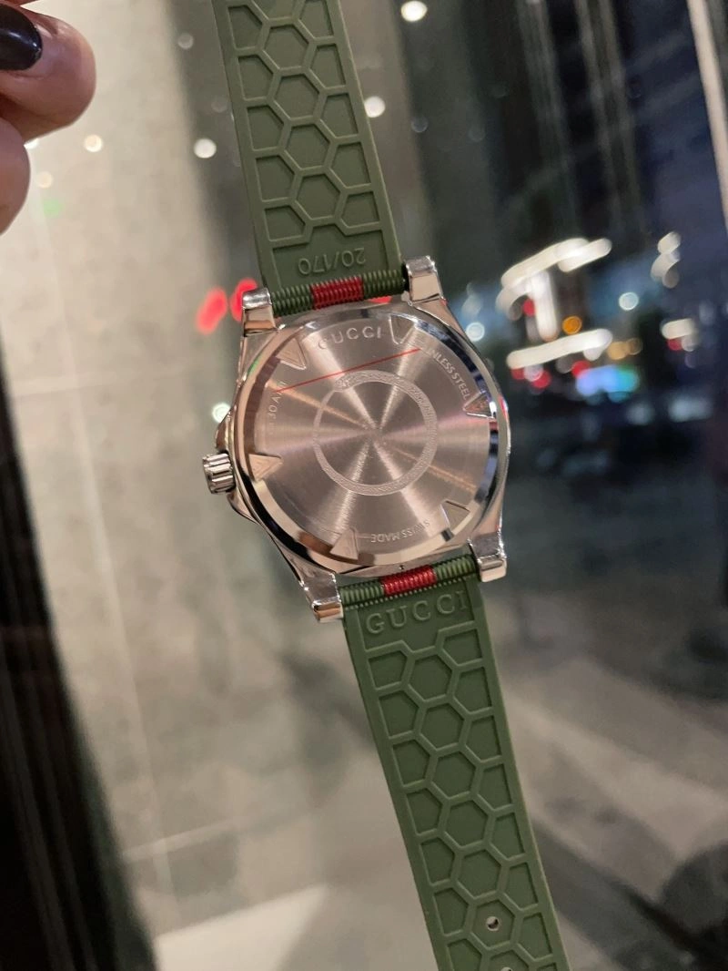 MoistureWicking GUCCI Watches 183160