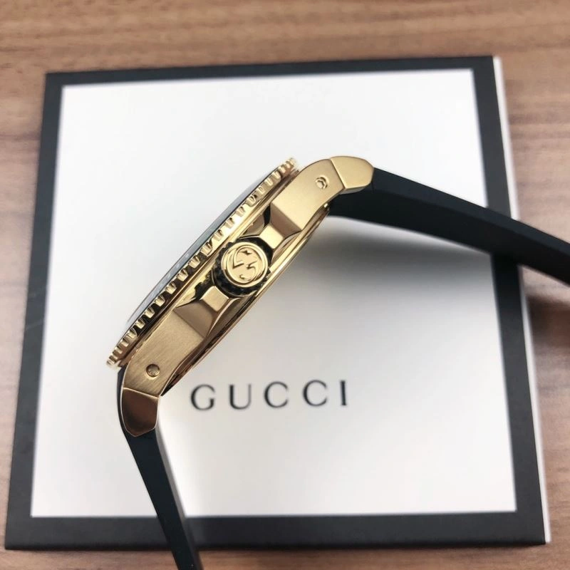 Soft GUCCI Watches 183132