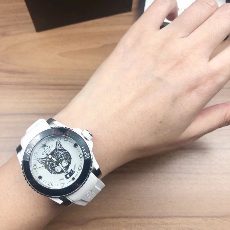 Tailored GUCCI Watches 183129