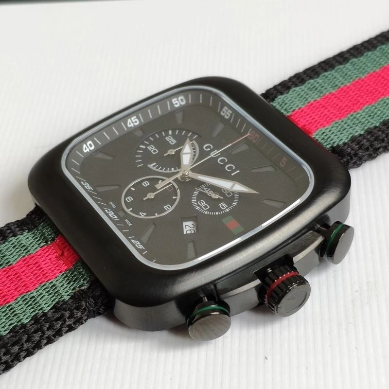 GUCCI Watches FashionForward 183131