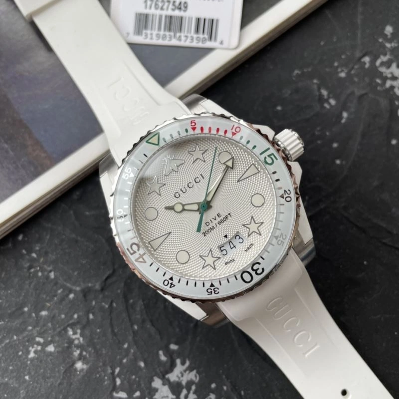 ZipUp GUCCI Watches 183134