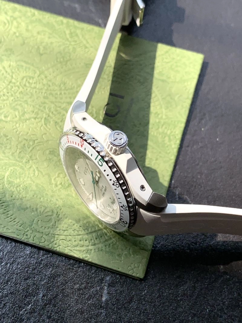 GUCCI Watches WeatherProof 183140