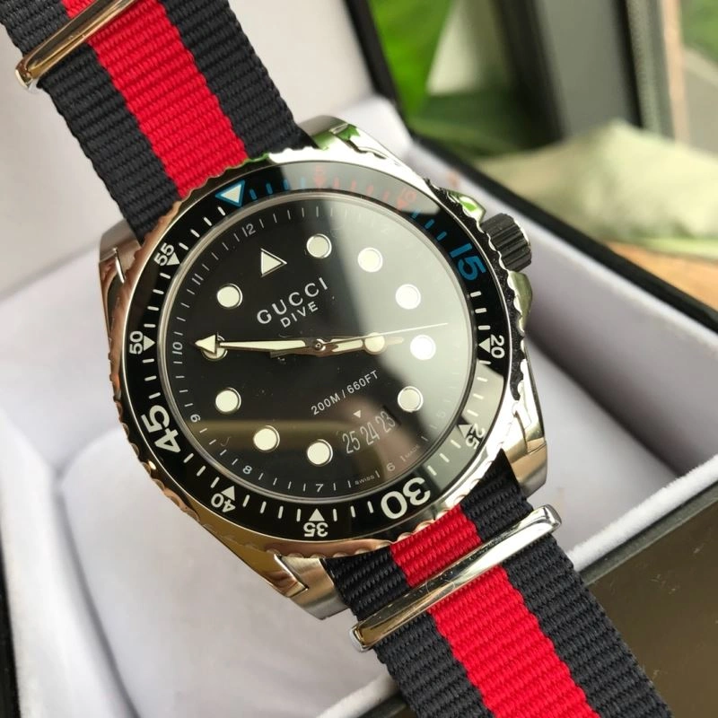 Minimalist GUCCI Watches 183146