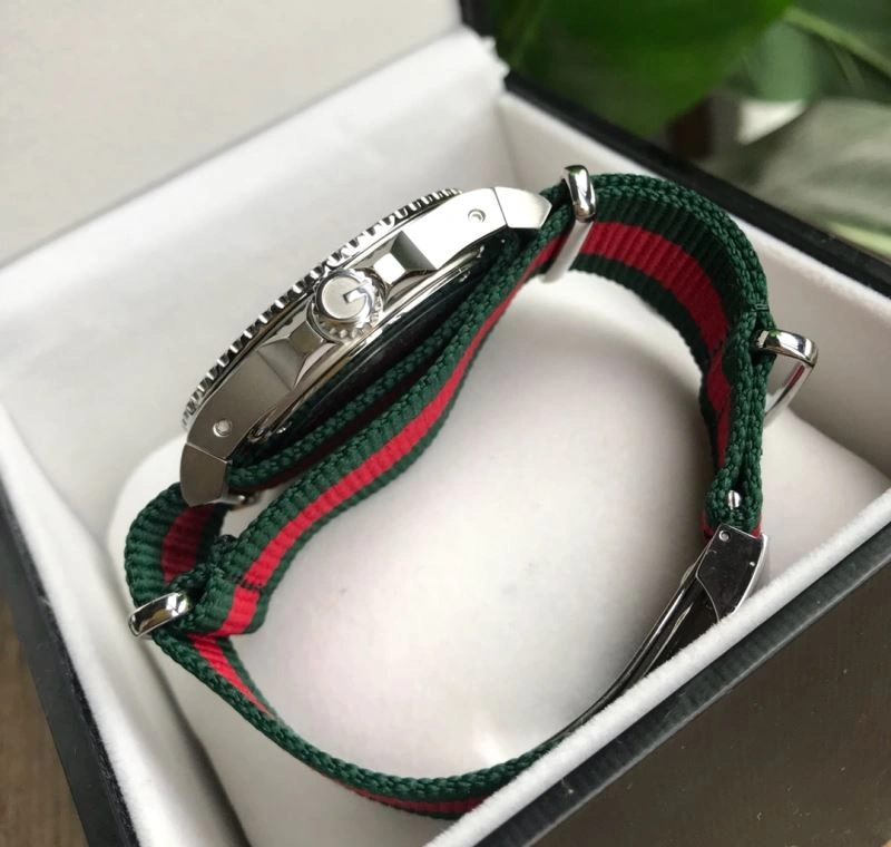Minimalist GUCCI Watches 183146