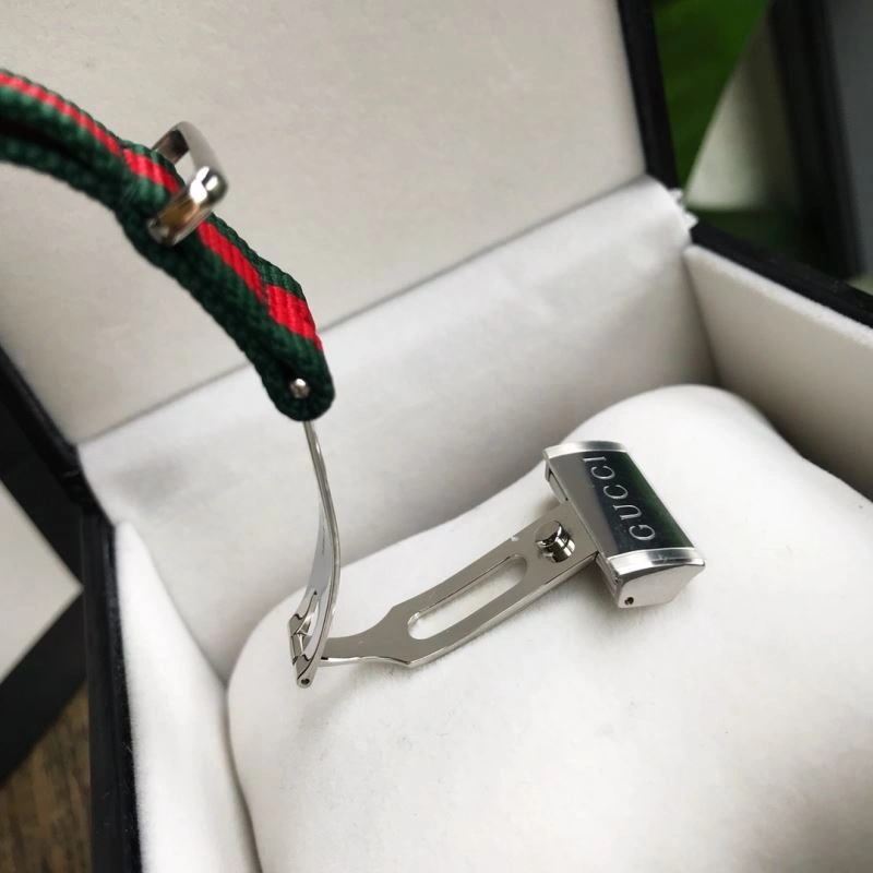 Minimalist GUCCI Watches 183146