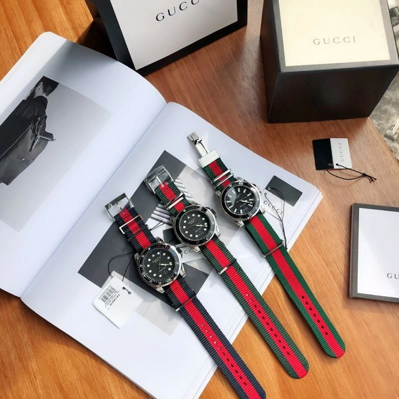 GUCCI Watches SmoothTexture 183152