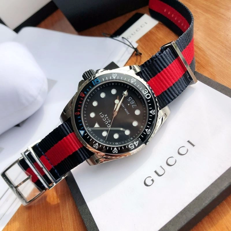 GUCCI Watches SmoothTexture 183152