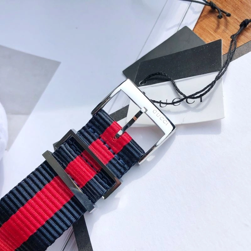 GUCCI Watches SmoothTexture 183152