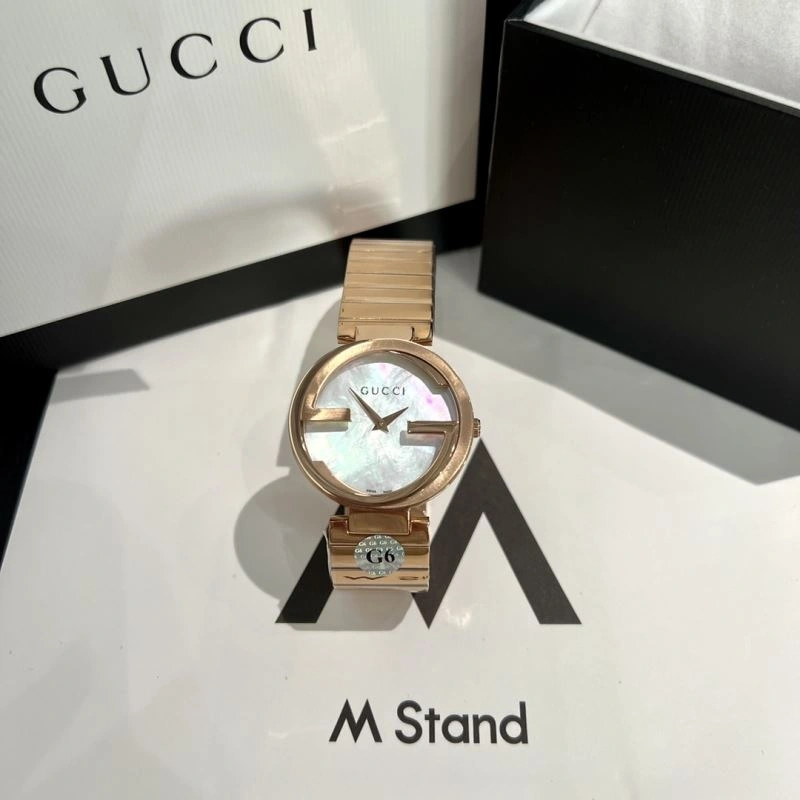 GUCCI Watches Comfortable 183142