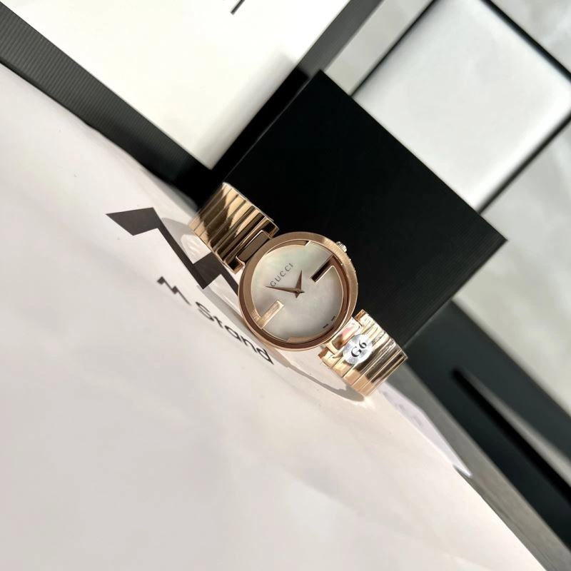GUCCI Watches Comfortable 183142